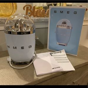 Smeg Juicer